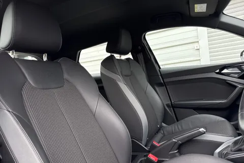 PF72NUY Audi A1 1.5 TFSI 35 S line Sportback S Tronic Euro 6 (s/s) 5dr Thumbnail #25