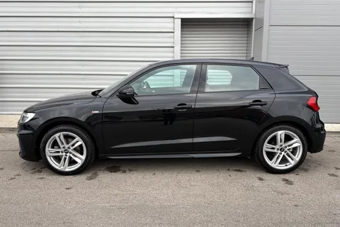 PF72NUY Audi A1 1.5 TFSI 35 S line Sportback S Tronic Euro 6 (s/s) 5dr Thumbnail #33