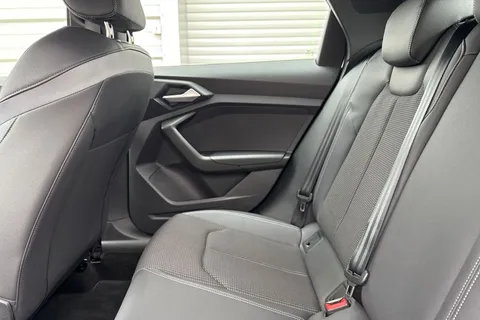 PF72NUY Audi A1 1.5 TFSI 35 S line Sportback S Tronic Euro 6 (s/s) 5dr Thumbnail #37