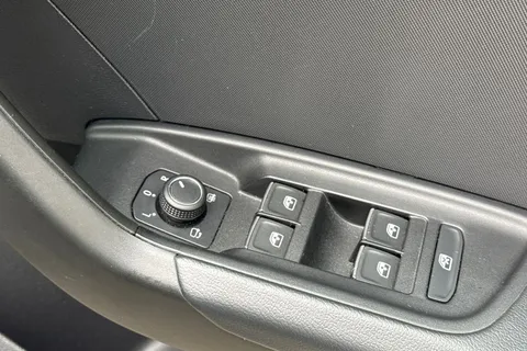 PF72NUY Audi A1 1.5 TFSI 35 S line Sportback S Tronic Euro 6 (s/s) 5dr Thumbnail #40