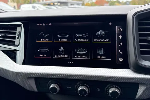 PF72NUY Audi A1 1.5 TFSI 35 S line Sportback S Tronic Euro 6 (s/s) 5dr Thumbnail #43