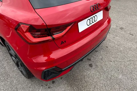  Audi A1 1.5 TFSI 35 Black Edition Sportback S Tronic Euro 6 (s/s) 5dr Thumbnail #8