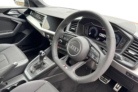  Audi A1 1.5 TFSI 35 Black Edition Sportback S Tronic Euro 6 (s/s) 5dr Thumbnail #14