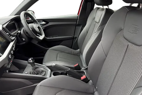  Audi A1 1.5 TFSI 35 Black Edition Sportback S Tronic Euro 6 (s/s) 5dr Thumbnail #16