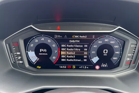  Audi A1 1.5 TFSI 35 Black Edition Sportback S Tronic Euro 6 (s/s) 5dr Thumbnail #29