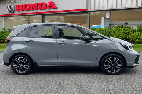 Honda Jazz 1.5 h i-MMD Advance Sport eCVT Euro 6 (s/s) 5dr Thumbnail #4