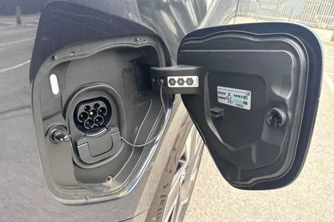 PK74NVV Volkswagen ID. Buzz Style SWB 204 PS 77 kWh Pro Electric 1 Speed Automatic Thumbnail #42