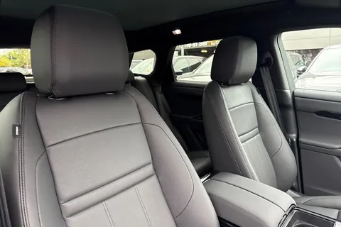 Land Rover Range Rover Evoque 1.5 P270e 12.17kWh Edition Auto 4WD Euro 6 (s/s) 5dr Thumbnail #11