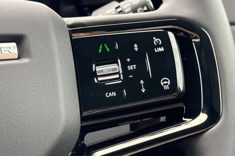 Land Rover Range Rover Evoque 1.5 P270e 12.17kWh Edition Auto 4WD Euro 6 (s/s) 5dr Thumbnail #19