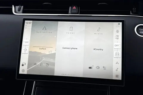 Land Rover Range Rover Evoque 1.5 P270e 12.17kWh Edition Auto 4WD Euro 6 (s/s) 5dr Thumbnail #21