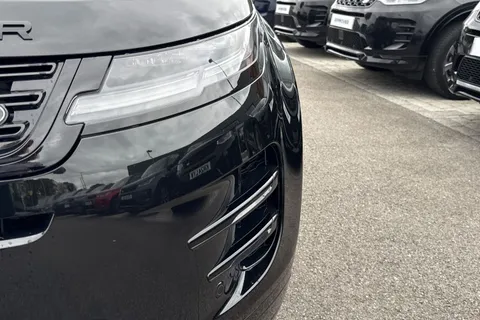 Land Rover Range Rover Evoque 1.5 P270e 12.17kWh Edition Auto 4WD Euro 6 (s/s) 5dr Thumbnail #32