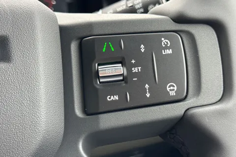  Land Rover Defender 110 3.0 D350 MHEV X-Dynamic HSE Auto 4WD Euro 6 (s/s) 5dr Thumbnail #19