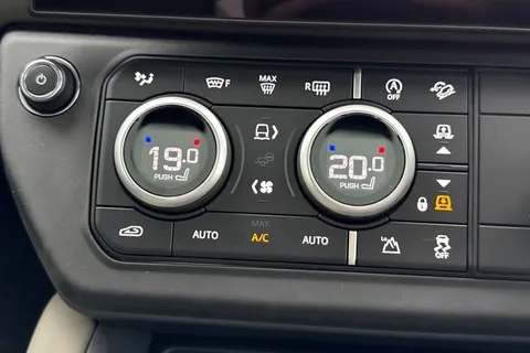  Land Rover Defender 110 3.0 D350 MHEV X-Dynamic HSE Auto 4WD Euro 6 (s/s) 5dr Thumbnail #20