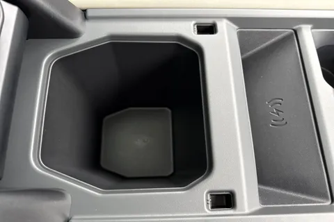  Land Rover Defender 110 3.0 D350 MHEV X-Dynamic HSE Auto 4WD Euro 6 (s/s) 5dr Thumbnail #60