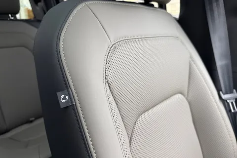  Land Rover Defender 110 3.0 D350 MHEV X-Dynamic HSE Auto 4WD Euro 6 (s/s) 5dr Thumbnail #61