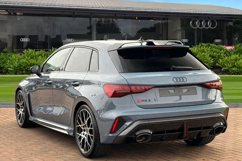 Audi RS 3 2.5 TFSI Carbon Vorsprung Sportback S Tronic quattro Euro 6 (s/s) 5dr Thumbnail #3
