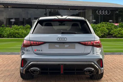 Audi RS 3 2.5 TFSI Carbon Vorsprung Sportback S Tronic quattro Euro 6 (s/s) 5dr Thumbnail #4