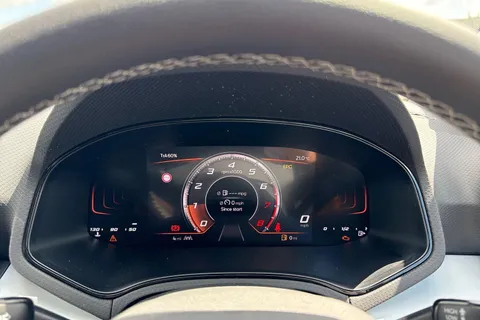 SEAT Ibiza 1.0 TSI SE Technology Euro 6 (s/s) 5dr Thumbnail #31