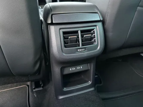  CUPRA Ateca 1.5 EcoTSI V2 DSG Euro 6 (s/s) 5dr Thumbnail #45