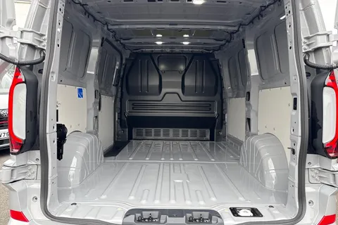 BV75ODM Volkswagen Transporter 2.0 TDI 110 Commerce Pro Van-2 Seats Thumbnail #6