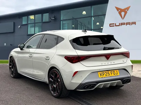 KP25FOJ CUPRA Leon 2.0 TSI 300 VZ3 5dr DSG, **PAN ROOF** Thumbnail #3