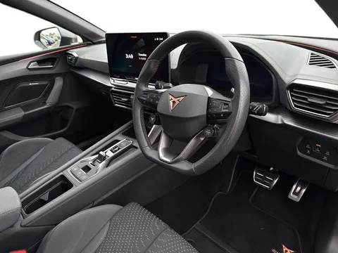 KP25FOJ CUPRA Leon 2.0 TSI 300 VZ3 5dr DSG, **PAN ROOF** Thumbnail #9