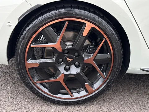 KP25FOJ CUPRA Leon 2.0 TSI 300 VZ3 5dr DSG, **PAN ROOF** Thumbnail #25