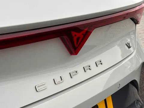 KP25FOJ CUPRA Leon 2.0 TSI 300 VZ3 5dr DSG, **PAN ROOF** Thumbnail #26