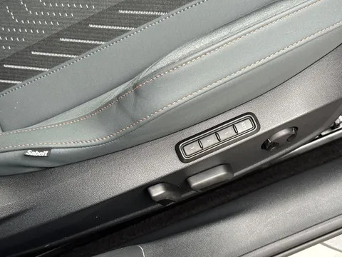 KP25FOJ CUPRA Leon 2.0 TSI 300 VZ3 5dr DSG, **PAN ROOF** Thumbnail #36