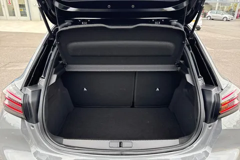 DC74ZPR PEUGEOT 208 1.2 HYBRID GT e-DSC6 Euro 6 (s/s) 5dr Thumbnail #7