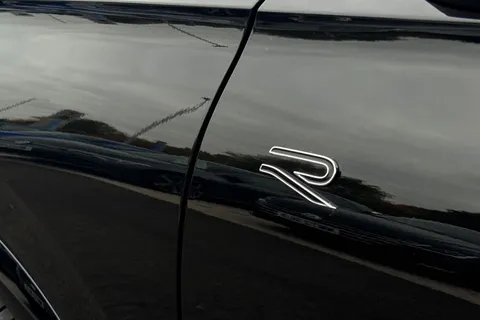 KT74ZGP Volkswagen Tiguan 1.5 eTSI 150 R-Line 5dr DSG **IQ LIGHTS, INFORTAINMENT PACK, DRIVER PACK** Thumbnail #29