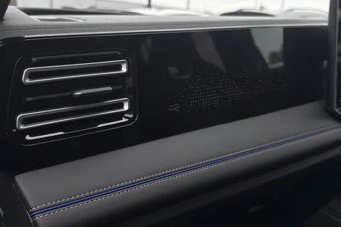 KT74ZGP Volkswagen Tiguan 1.5 eTSI 150 R-Line 5dr DSG **IQ LIGHTS, INFORTAINMENT PACK, DRIVER PACK** Thumbnail #36