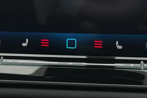 KT74ZGP Volkswagen Tiguan 1.5 eTSI 150 R-Line 5dr DSG **IQ LIGHTS, INFORTAINMENT PACK, DRIVER PACK** Thumbnail #51