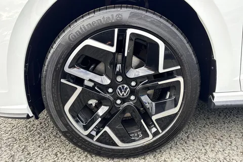  Volkswagen Polo 1.0 TSI Black Edition DSG Euro 6 (s/s) 5dr Thumbnail #11