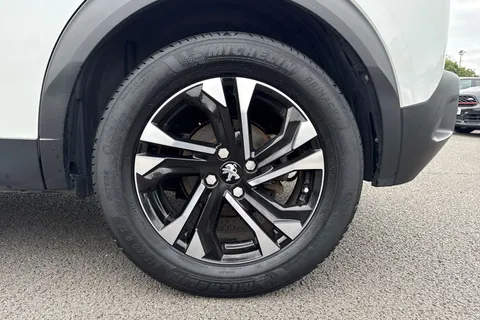 SG71KSZ PEUGEOT e-2008 50kWh Allure Auto 5dr Thumbnail #13