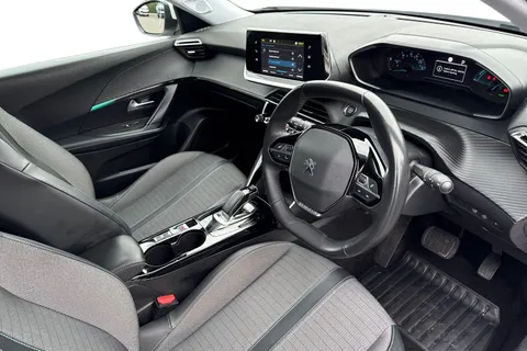 SG71KSZ PEUGEOT e-2008 50kWh Allure Auto 5dr Thumbnail #14
