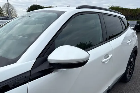 SG71KSZ PEUGEOT e-2008 50kWh Allure Auto 5dr Thumbnail #31