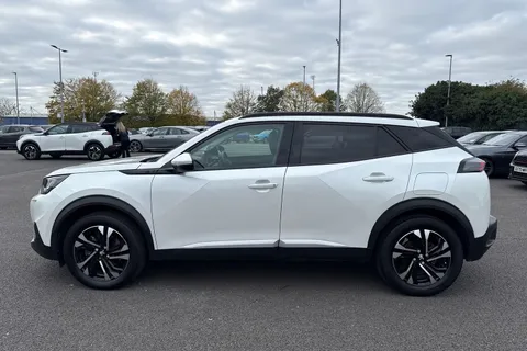 SG71KSZ PEUGEOT e-2008 50kWh Allure Auto 5dr Thumbnail #32