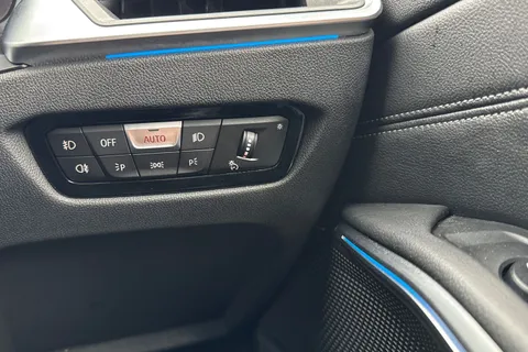 YP71XDB BMW 3 Series 2.0 330e 12kWh M Sport Touring Auto Euro 6 (s/s) 5dr Thumbnail #43