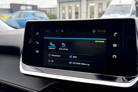 SG71KSZ PEUGEOT e-2008 50kWh Allure Auto 5dr Thumbnail #46