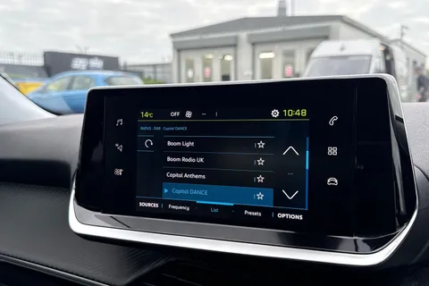 SG71KSZ PEUGEOT e-2008 50kWh Allure Auto 5dr Thumbnail #48