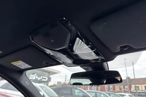 YP71XDB BMW 3 Series 2.0 330e 12kWh M Sport Touring Auto Euro 6 (s/s) 5dr Thumbnail #51