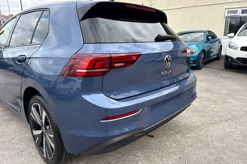 Volkswagen Golf 2.0 TDI Match Euro 6 (s/s) 5dr Thumbnail #8