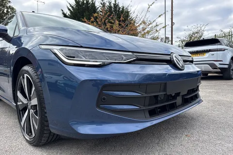 Volkswagen Golf 2.0 TDI Match Euro 6 (s/s) 5dr Thumbnail #9