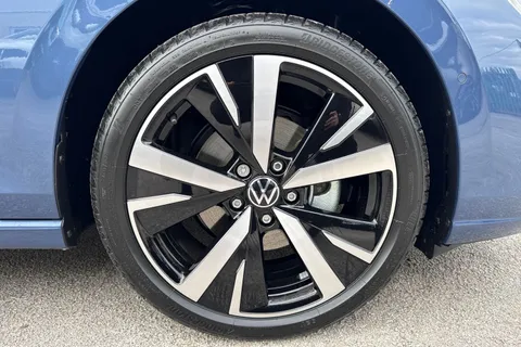 Volkswagen Golf 2.0 TDI Match Euro 6 (s/s) 5dr Thumbnail #10