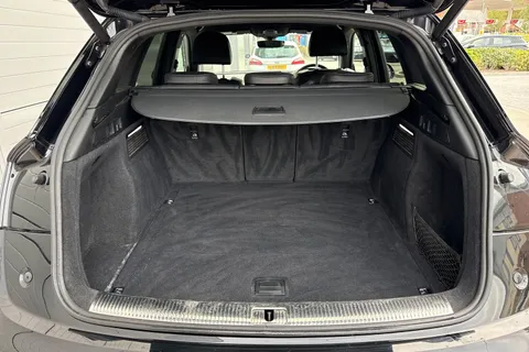 EA69XZO Audi Q5 2.0 TDI 40 S line S Tronic quattro Euro 6 (s/s) 5dr Thumbnail #7