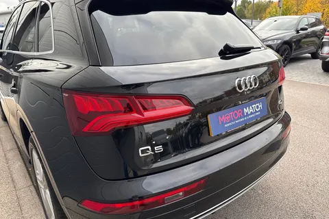EA69XZO Audi Q5 2.0 TDI 40 S line S Tronic quattro Euro 6 (s/s) 5dr Thumbnail #8