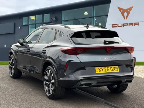 KY25GXR CUPRA Formentor 1.5 eTSI 150 V2 5dr DSG Thumbnail #3