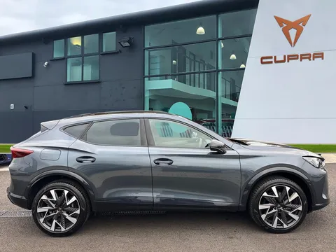 KY25GXR CUPRA Formentor 1.5 eTSI 150 V2 5dr DSG Thumbnail #4