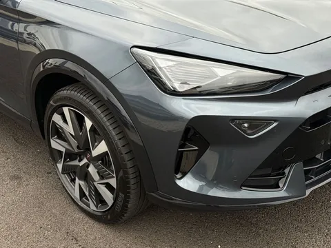 KY25GXR CUPRA Formentor 1.5 eTSI 150 V2 5dr DSG Thumbnail #18